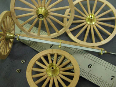Here is the finished model of the 1/12th scale Cream Waggon made by Radish, showing the “Sarven” type hubs painted black.  